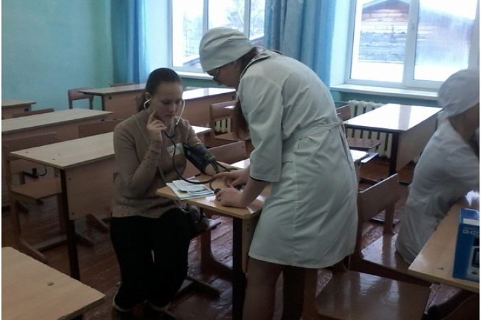 В техникумах Кировской области с сентября откроются дополнительные группы для обучения среднего медперсонала